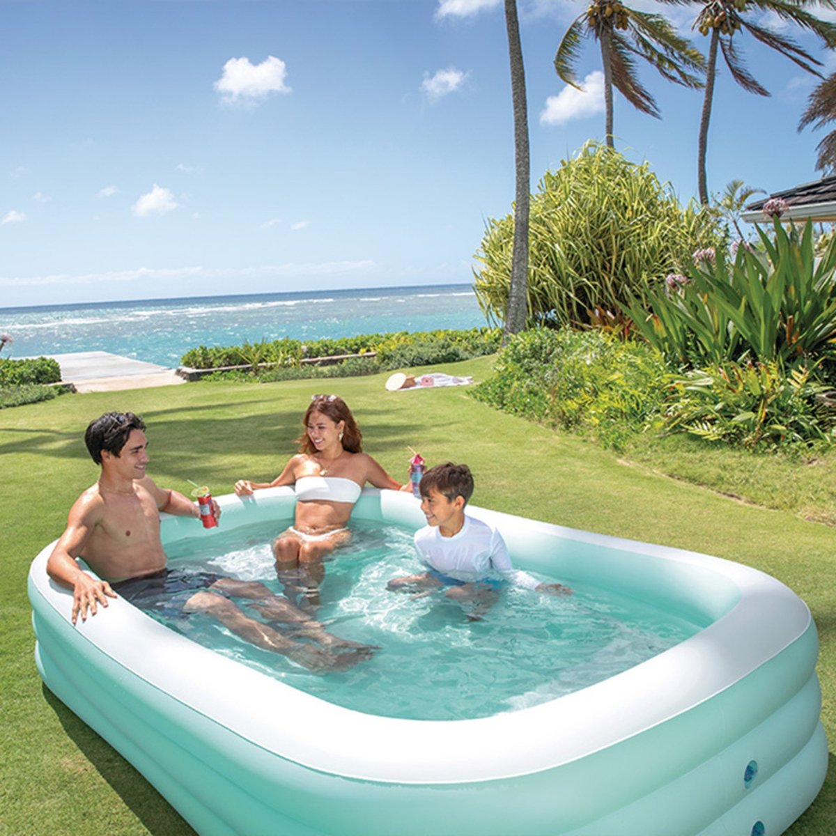 Petite piscine family avec bancs couleur unique, INTEX