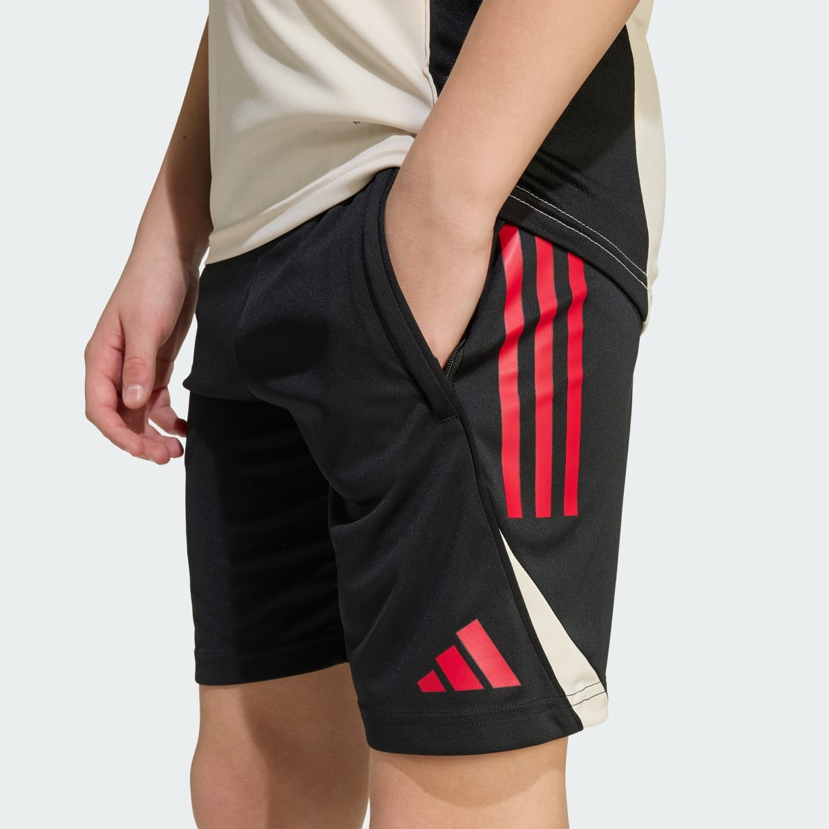 Short D'entraînement Liverpool Fc Tiro 25 Competition Short D'entraînement Liverpool Fc Tiro 25 Competition black, adidas Performance