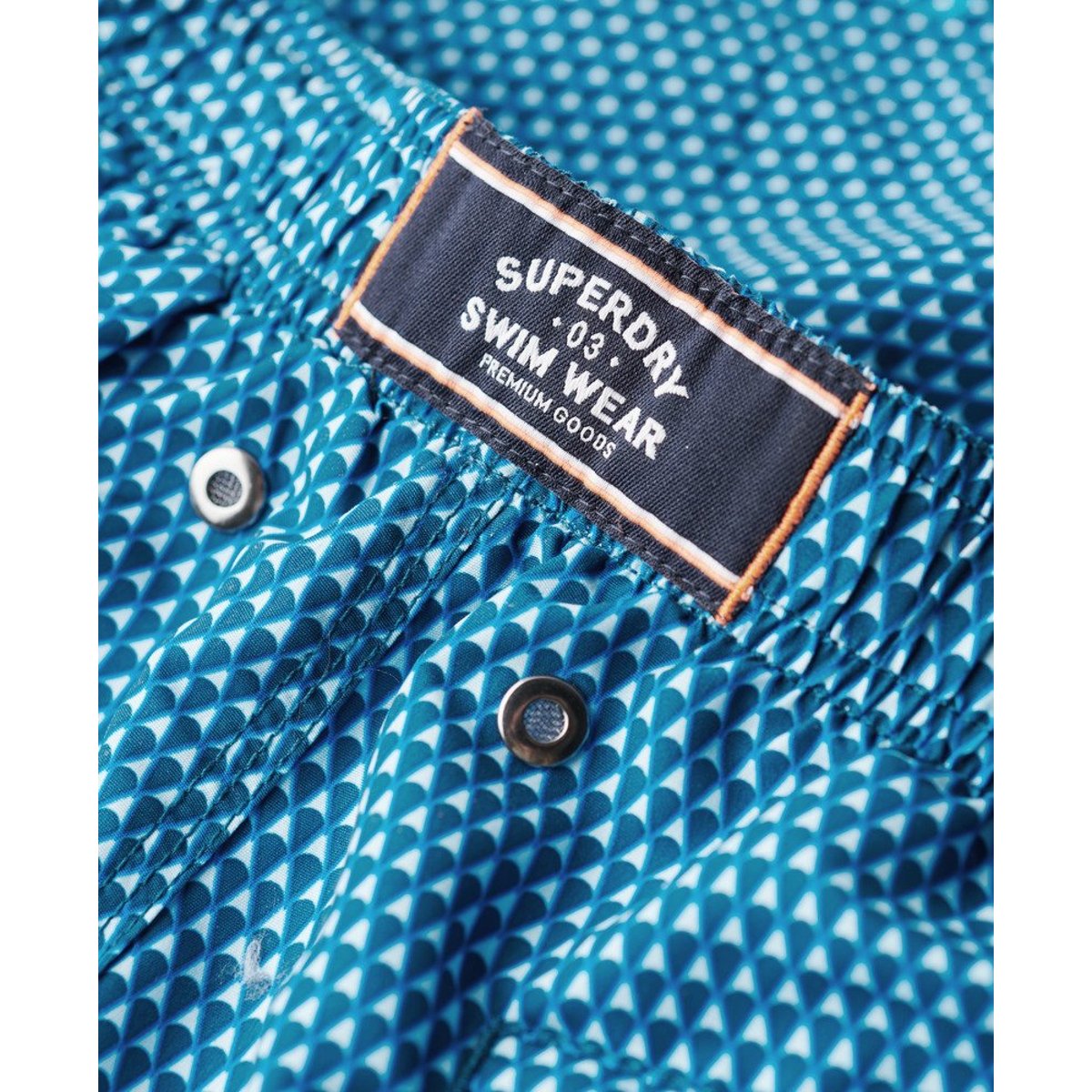 Short de bain imprimé long 38 cm bleu à imprimé géométrique, SUPERDRY