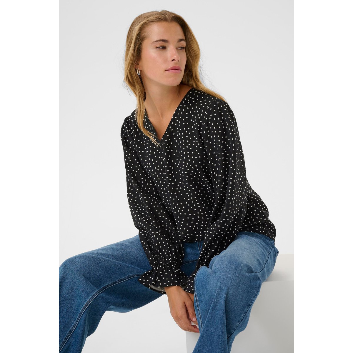 Blouse à manches longues noir blanc a pois, KAFFE