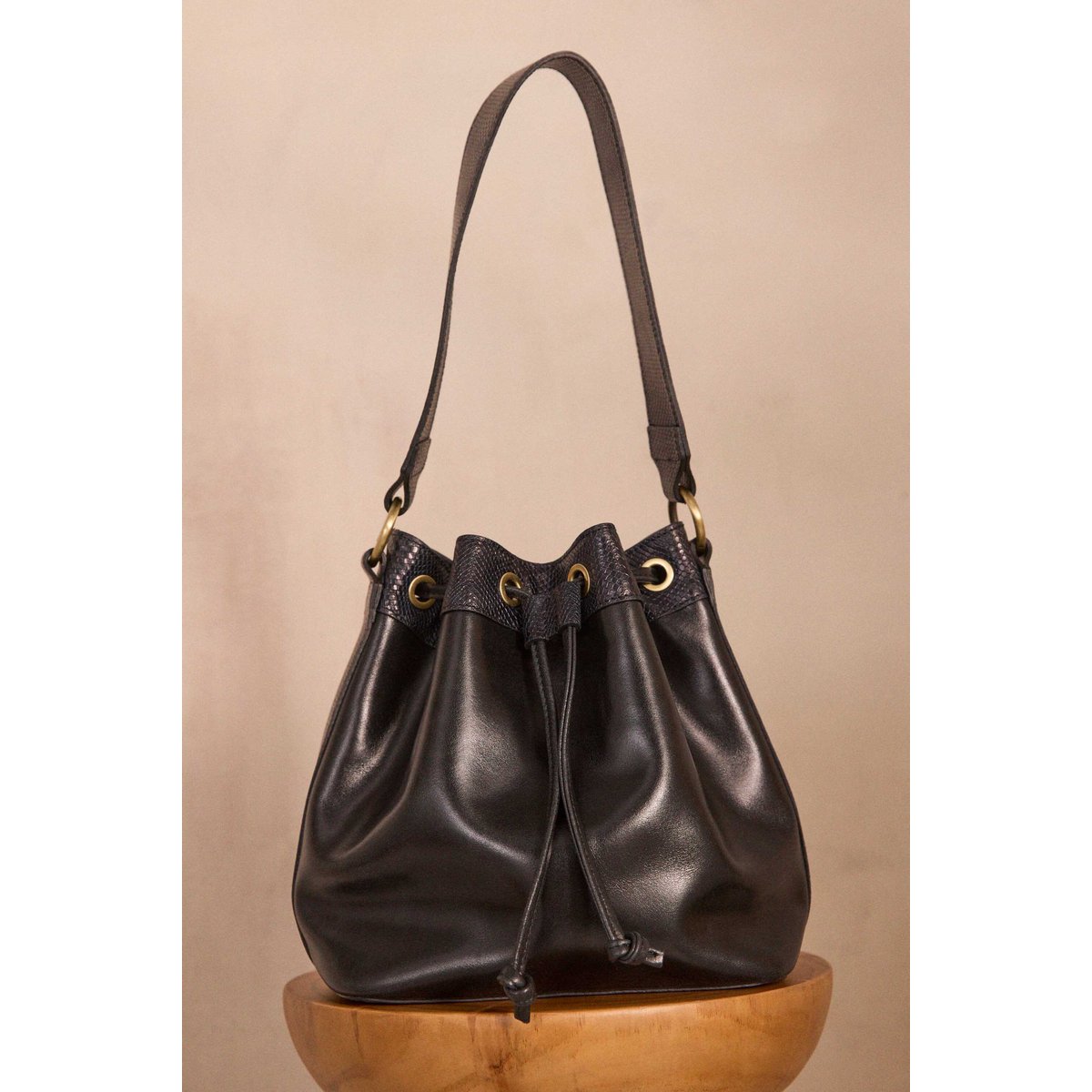 Sac seau en cuir VALENTIN noir, Maison 123