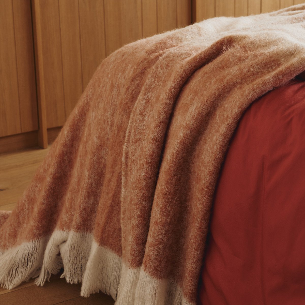 Couvre lit en mohair vert, NIMBUS sienne, DESFORGES