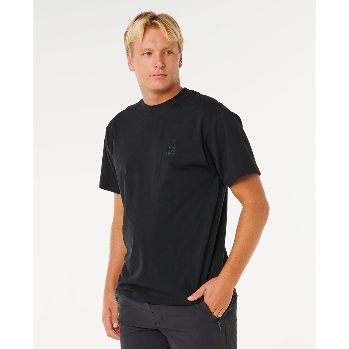 T-shirt SEARCH EMBROIDERY TEE noir, RIP CURL