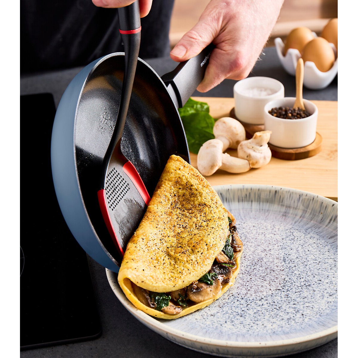 20cm Recycled Aluminium Frying Pan blue, MORPHY RICHARDS