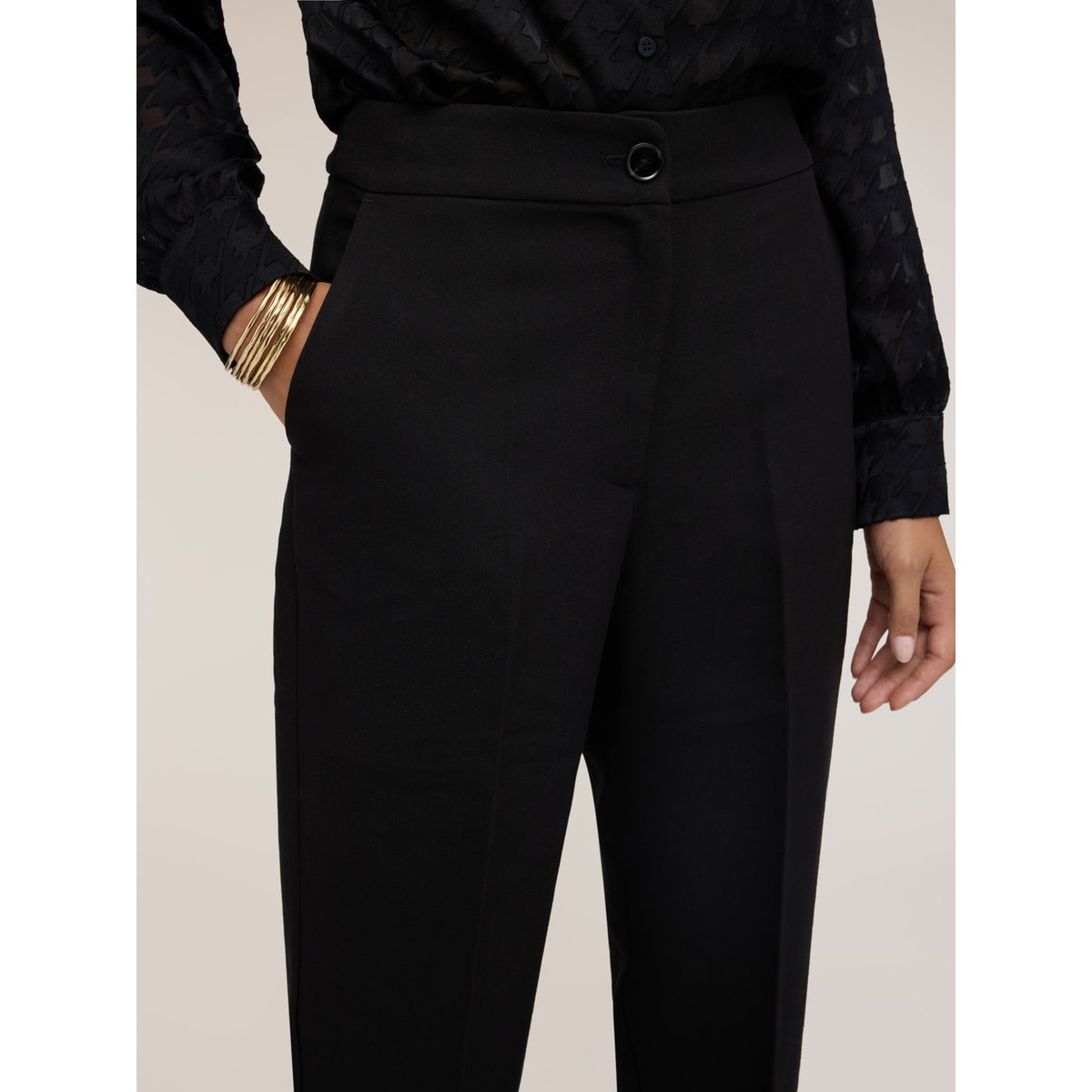 Pantalon à revers noir, MOTIVI