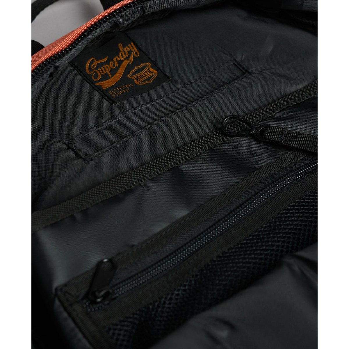 Sac à dos à micro broderie Vintage Montana orange brûlé, SUPERDRY