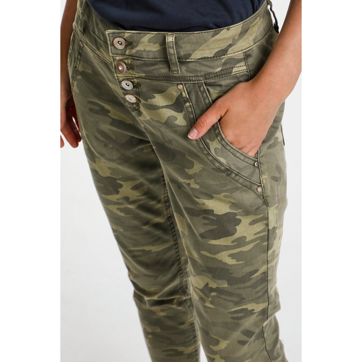 Jeans vert sea green camouflage, CREAM