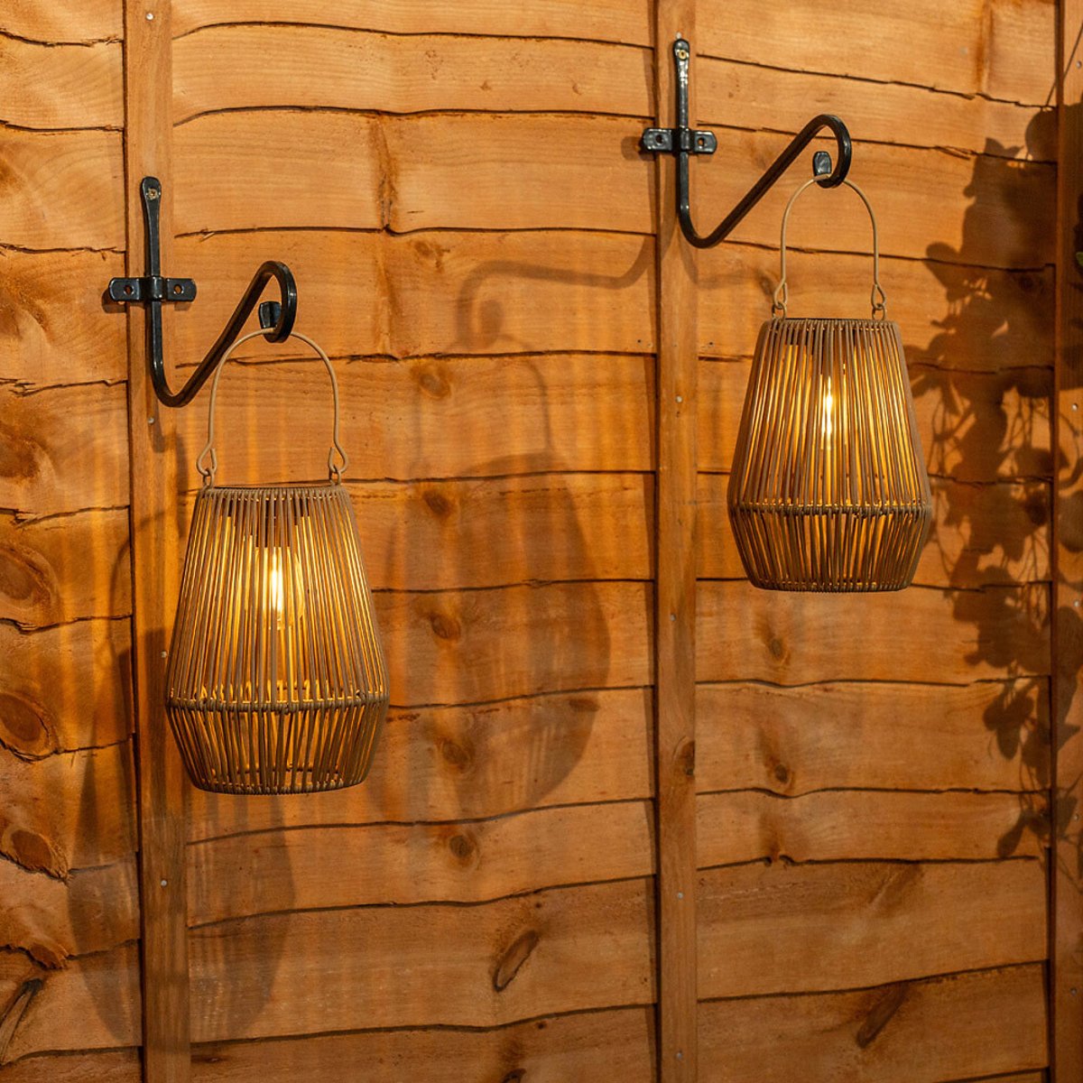 Set of 2 Solar Powered Outdoor Faux Bamboo Lanterns natural, SO'HOME
