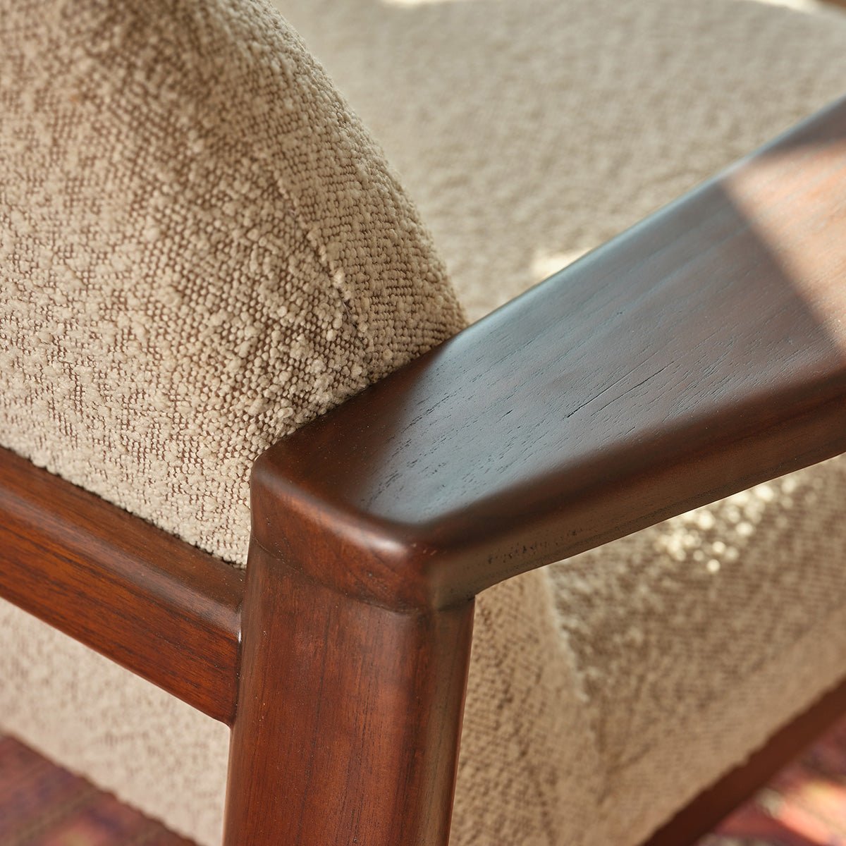 Fauteuil en mindi massif et tissu bouclette  GABRIEL taupe chiné, BERAH GETAH