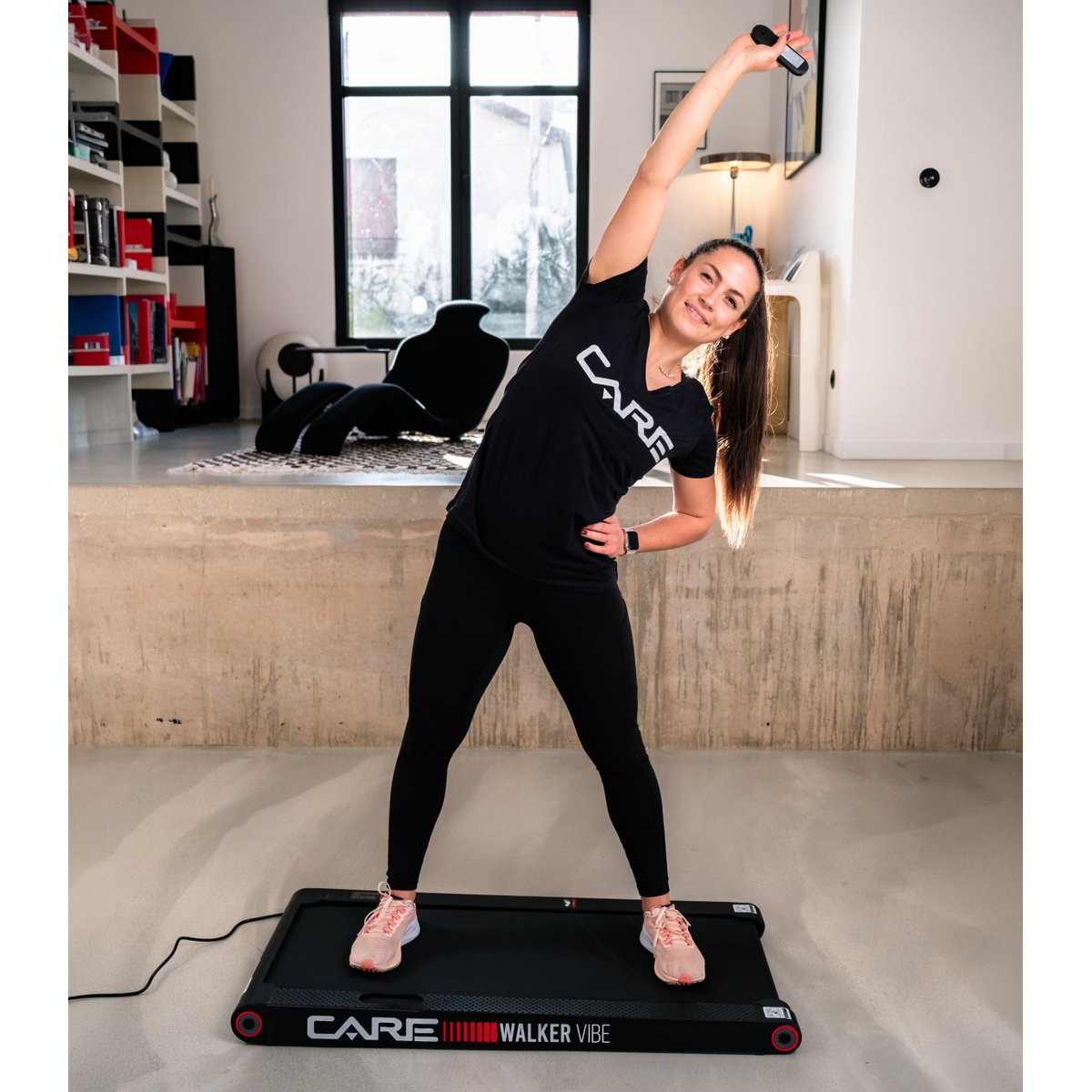 Tapis - CARE - WALKER VIBE - 6 km/h et vibrant noir, CARE FITNESS