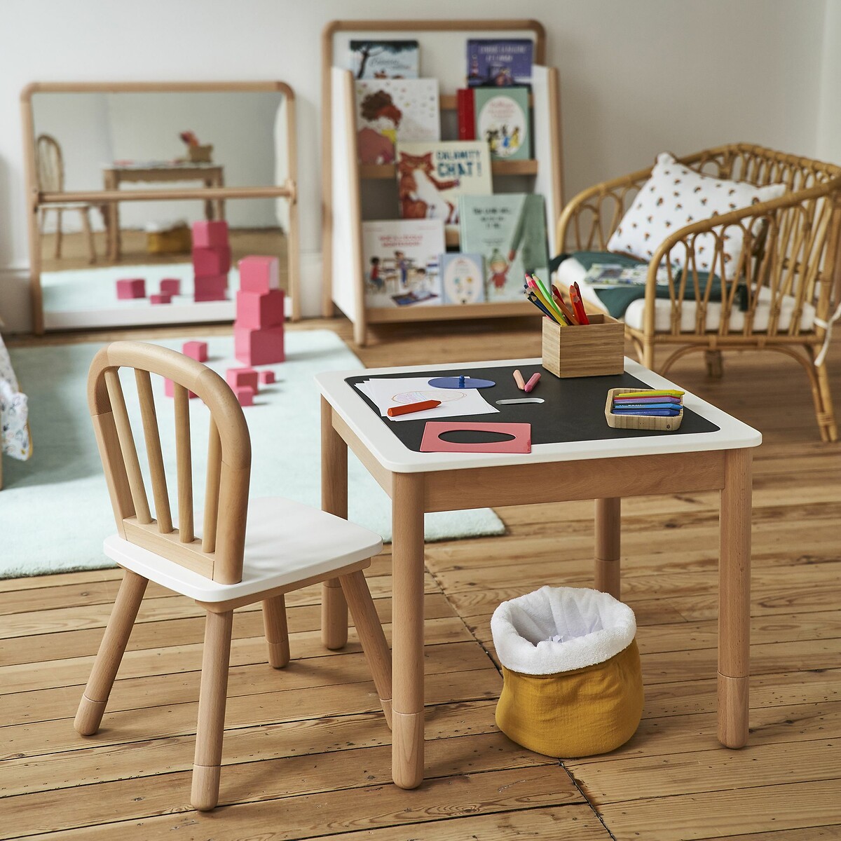 Tavolo dell'attività evolutiva, Simoni naturale/bianco, MA PETITE ECOLE MONTESSORI X LA REDOUTE INTERIEURS