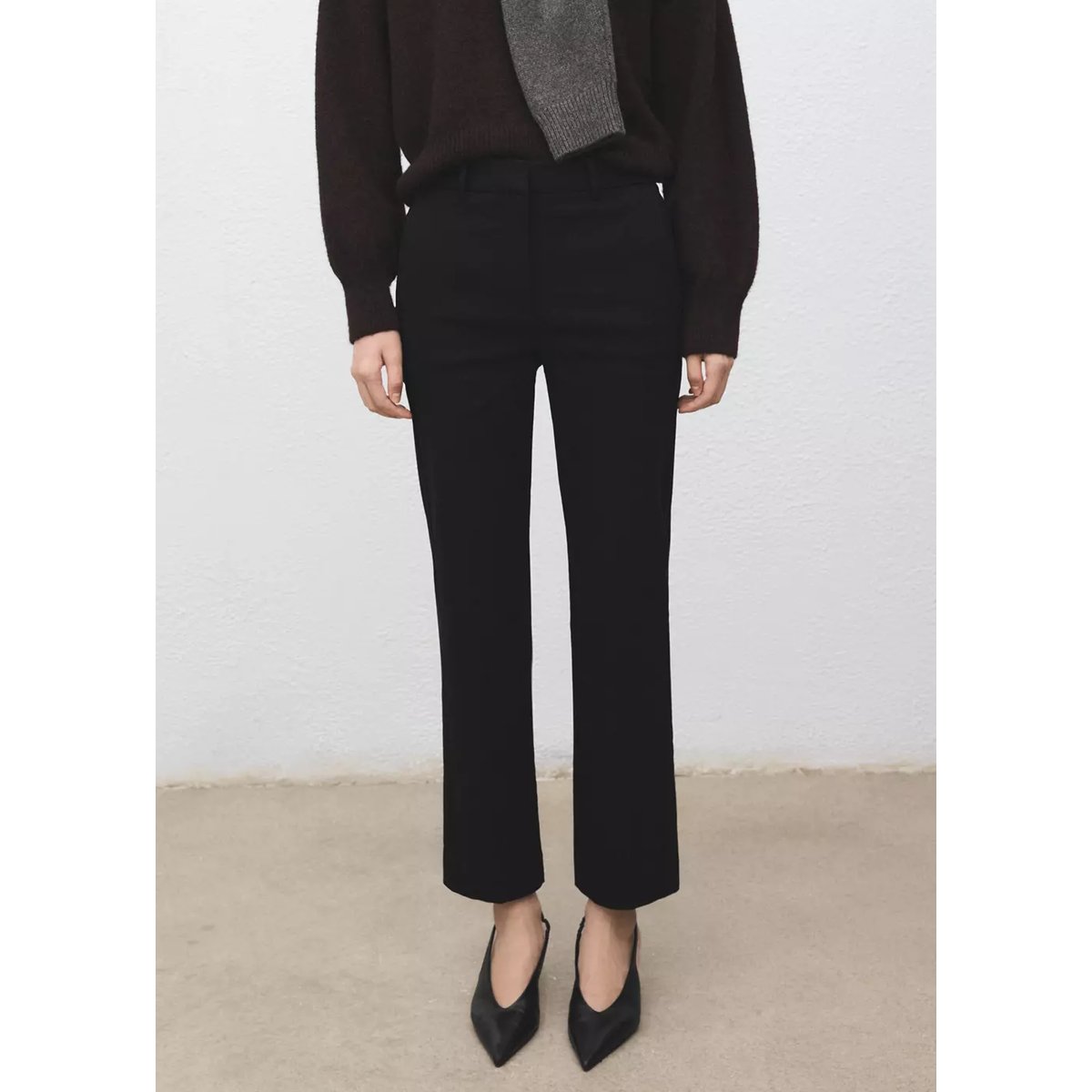 Pantalon droit 7/8 noir, MANGO