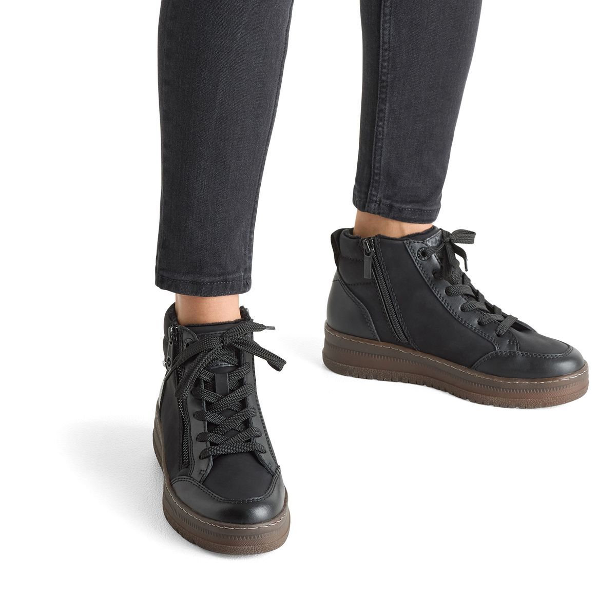 Bottine en cuir noir combiné, TAMARIS