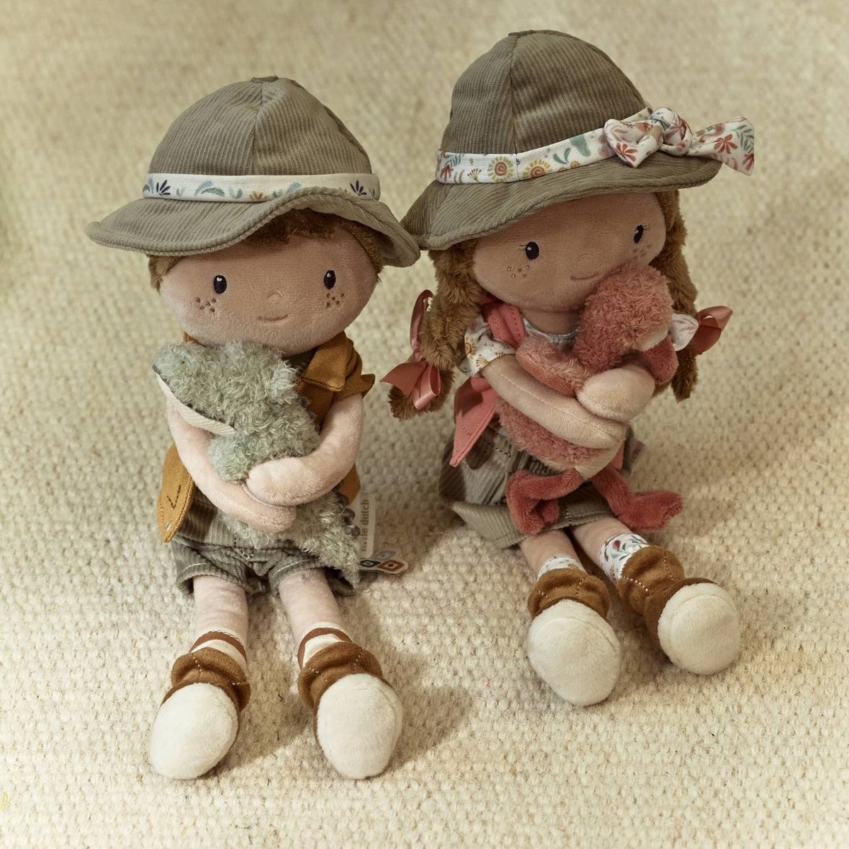 Poupée vert, marron, LITTLE DUTCH