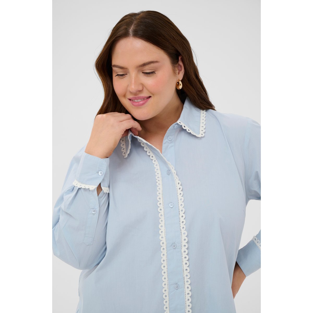 Chemise à manches longues bleu blue fog, KAFFE CURVE