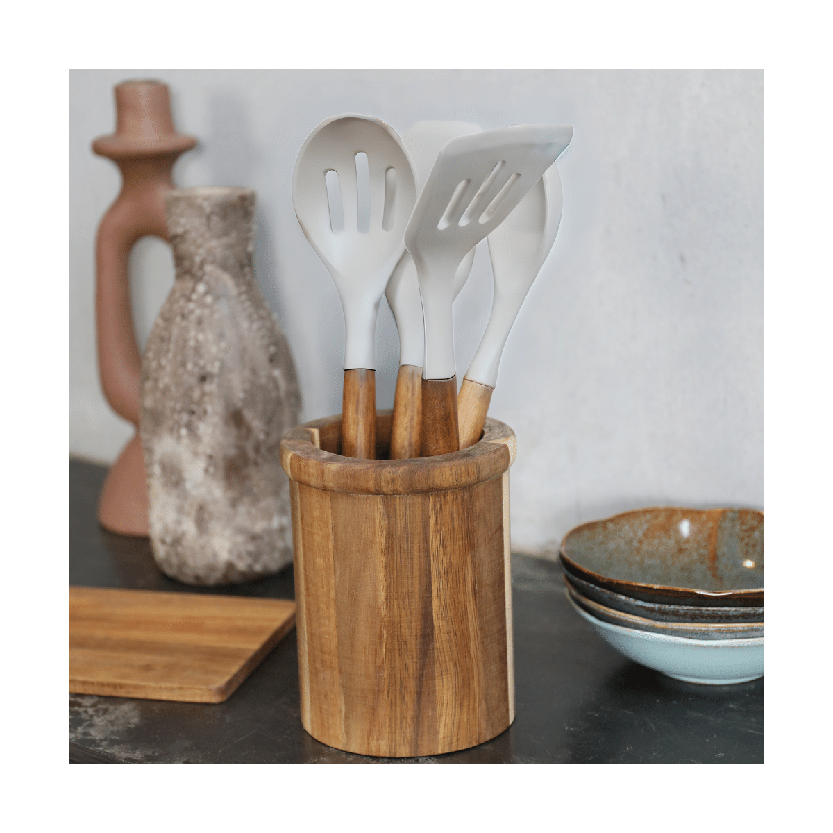 Set de 4 ustensiles avec pot gris, LIVOO