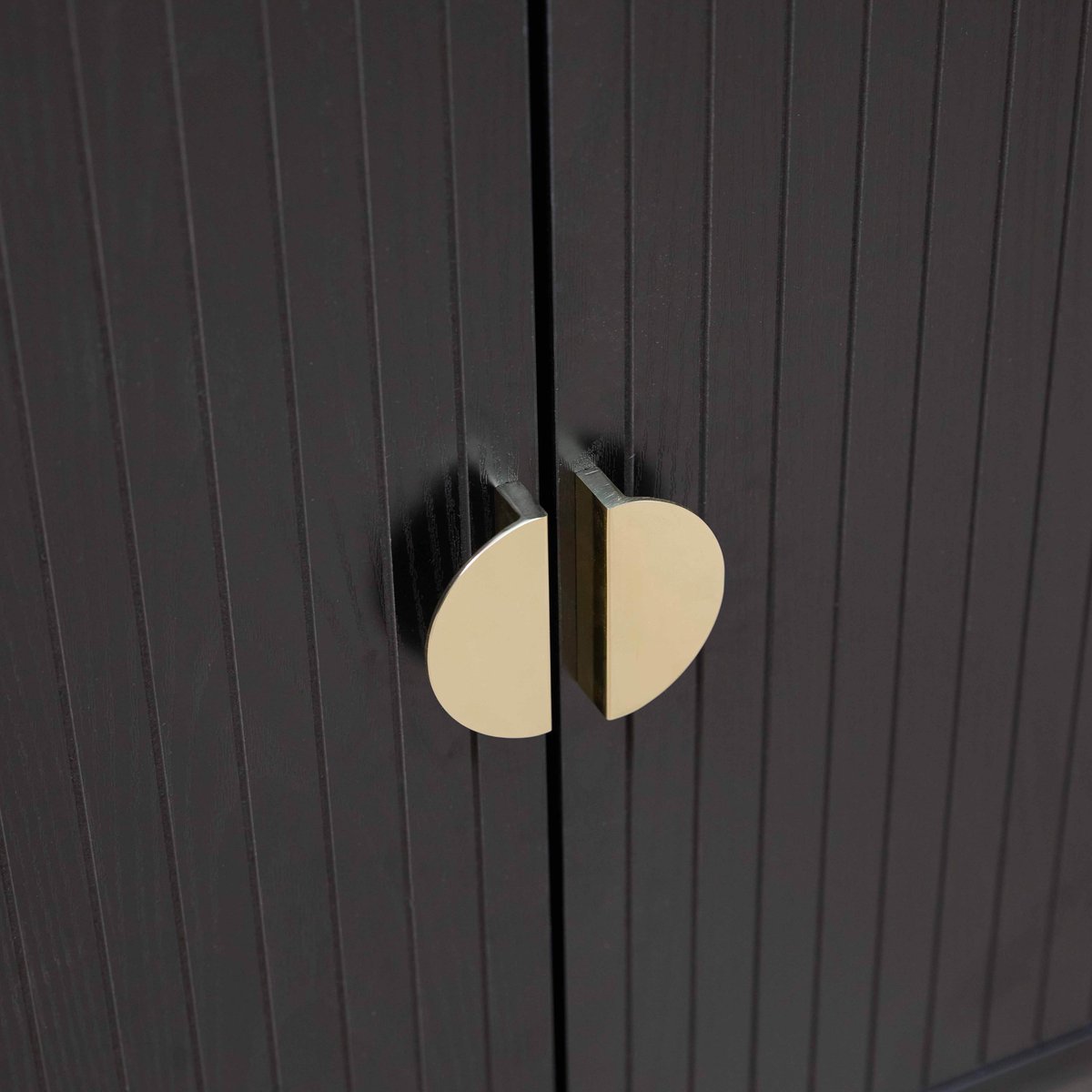 Buffet 2 portes et 3 tiroirs en acier et MDF décor mélaminé 150 cm, DAKOTA noir, OVIALA