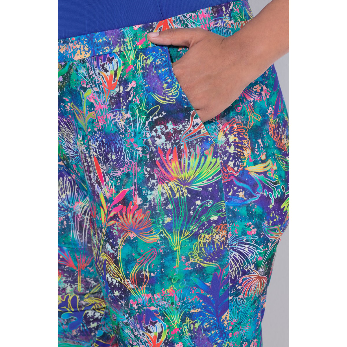 Pantalon 7/8 en jersey bleu azur, ULLA POPKEN
