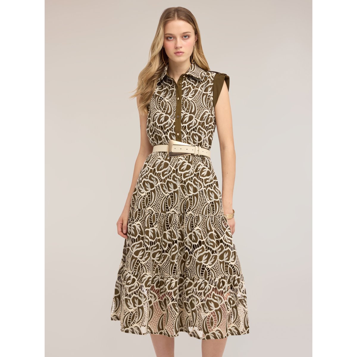 Robe chemisier verde militare, MOTIVI