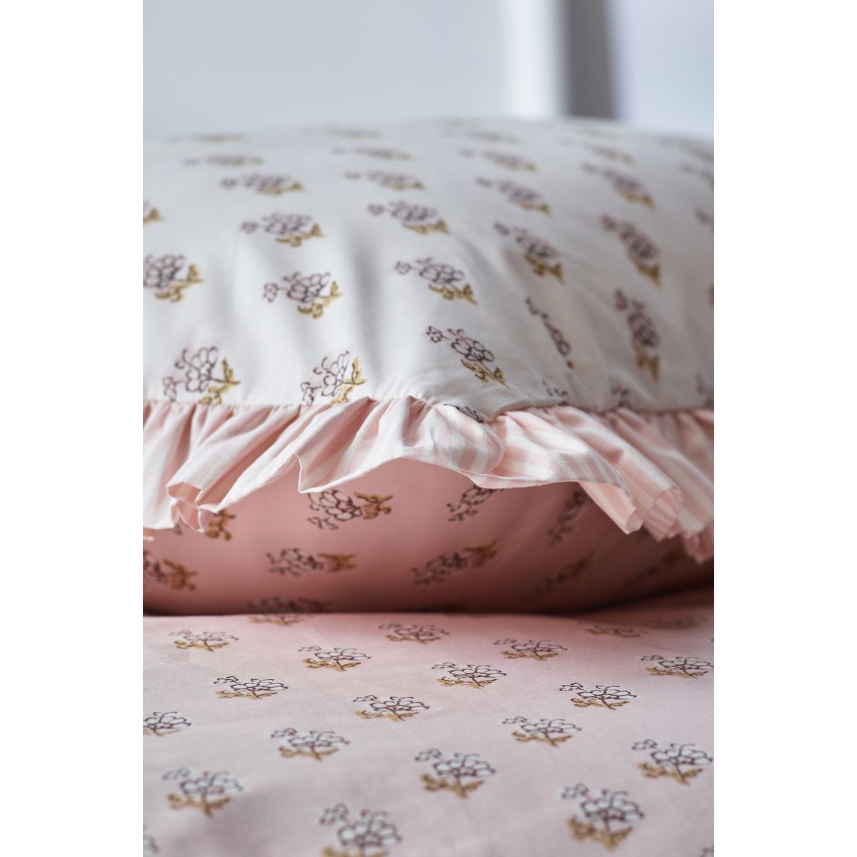 Parure de lit en polycoton imprimé bloc floral rose, NEXT