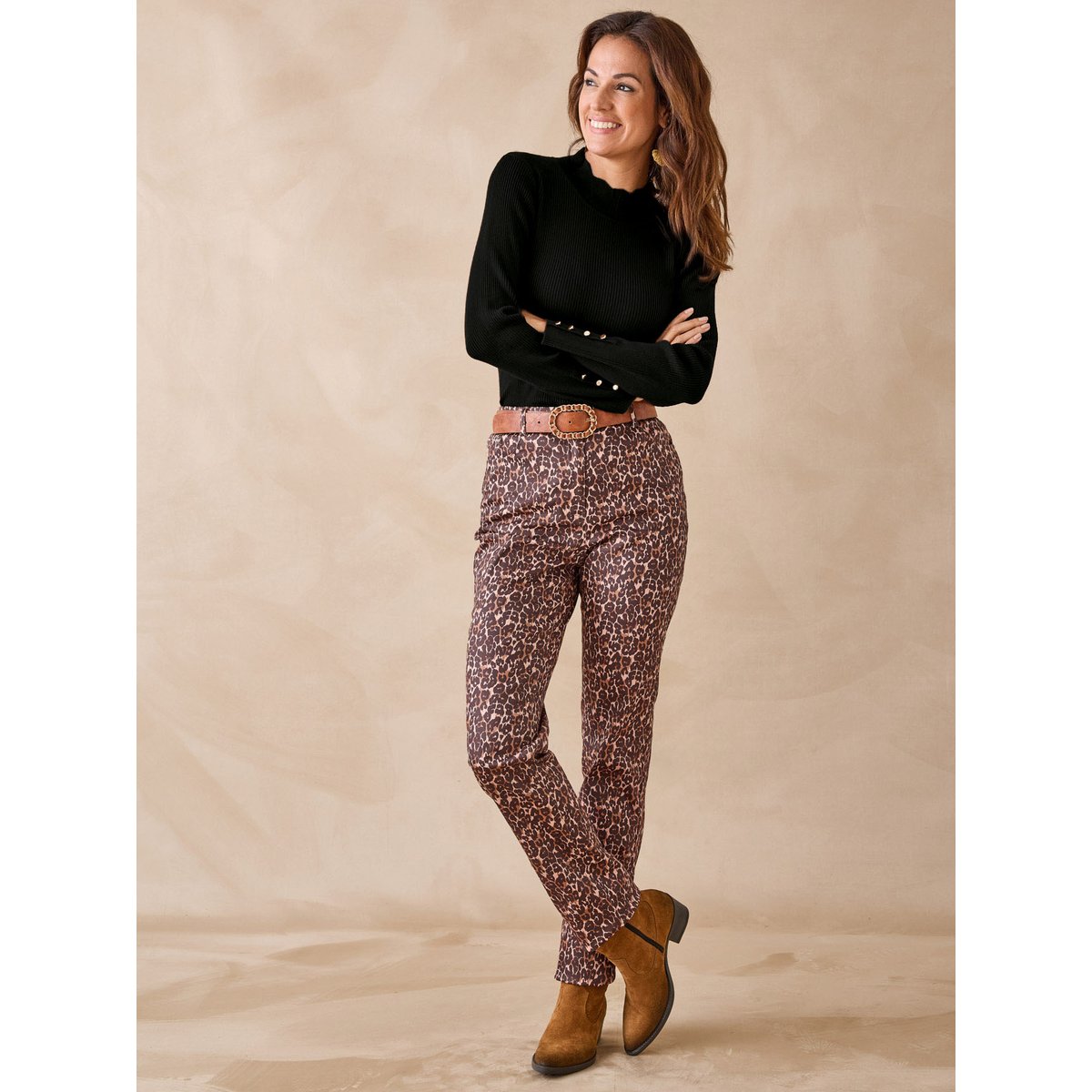Pull col montant finitions écailles noir, DAXON