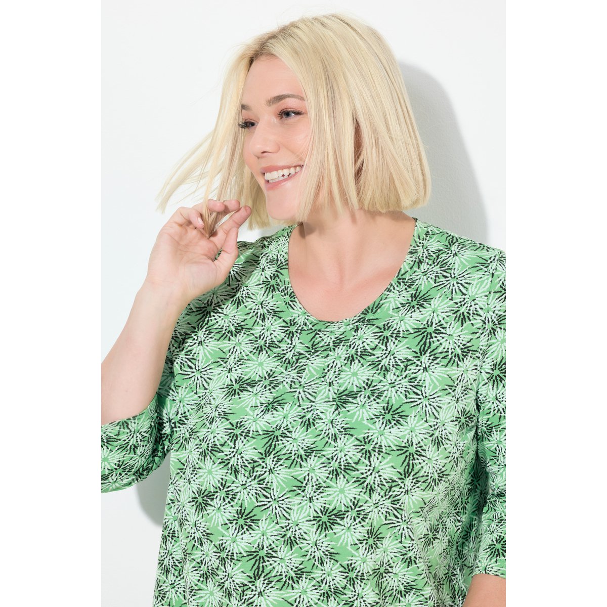 T-shirt à fleurs, col rond et manches 3/4 vert pomme, ULLA POPKEN