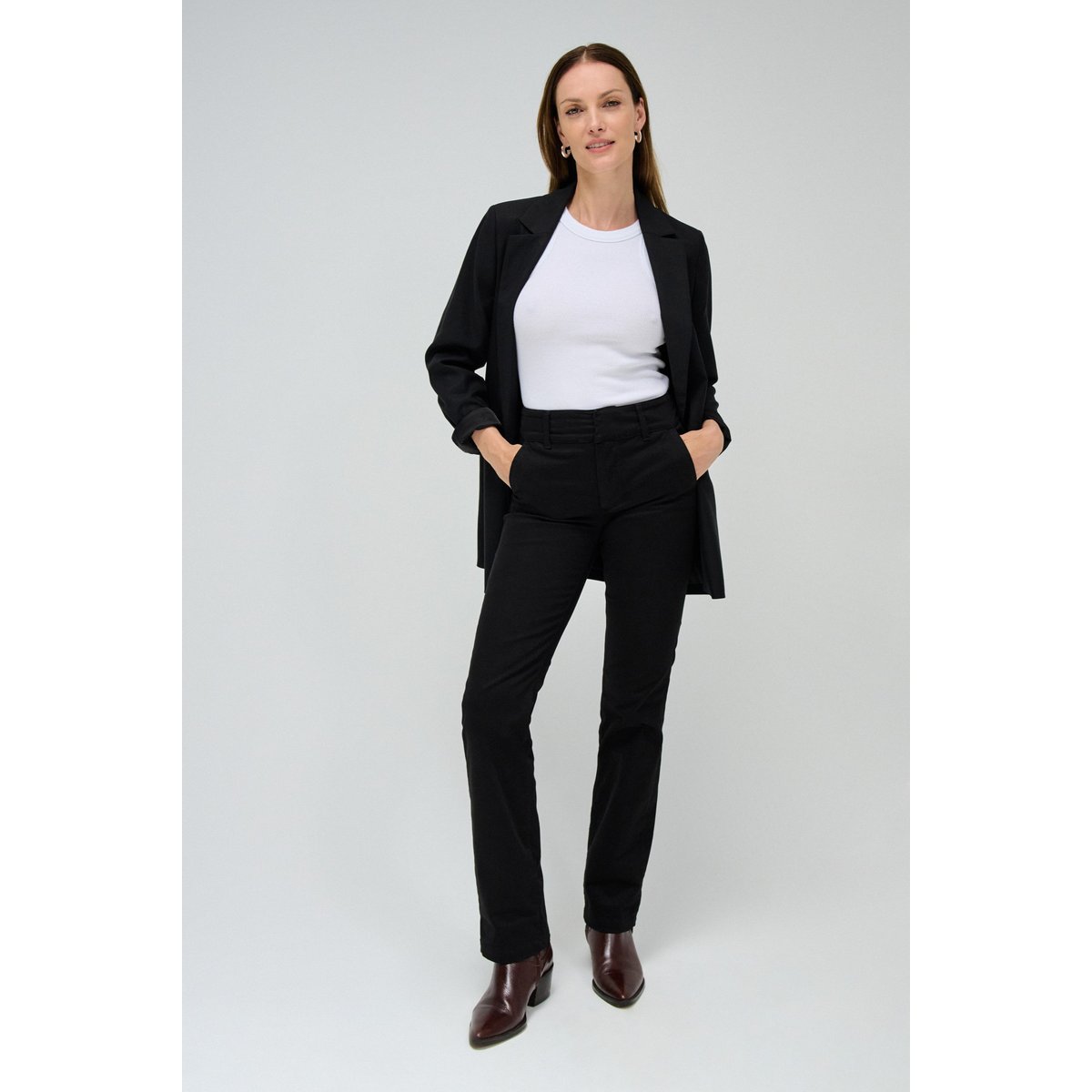 SECRET CHINO PUSH IN DROIT noir, SALSA JEANS