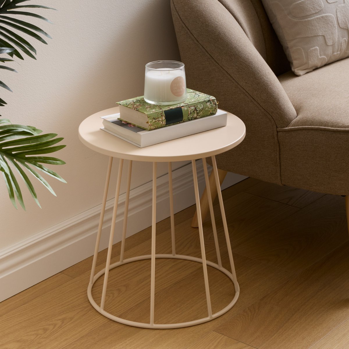 Table d’appoint ronde en acier piètement ajouré LATTE beige, ATMOSPHERA