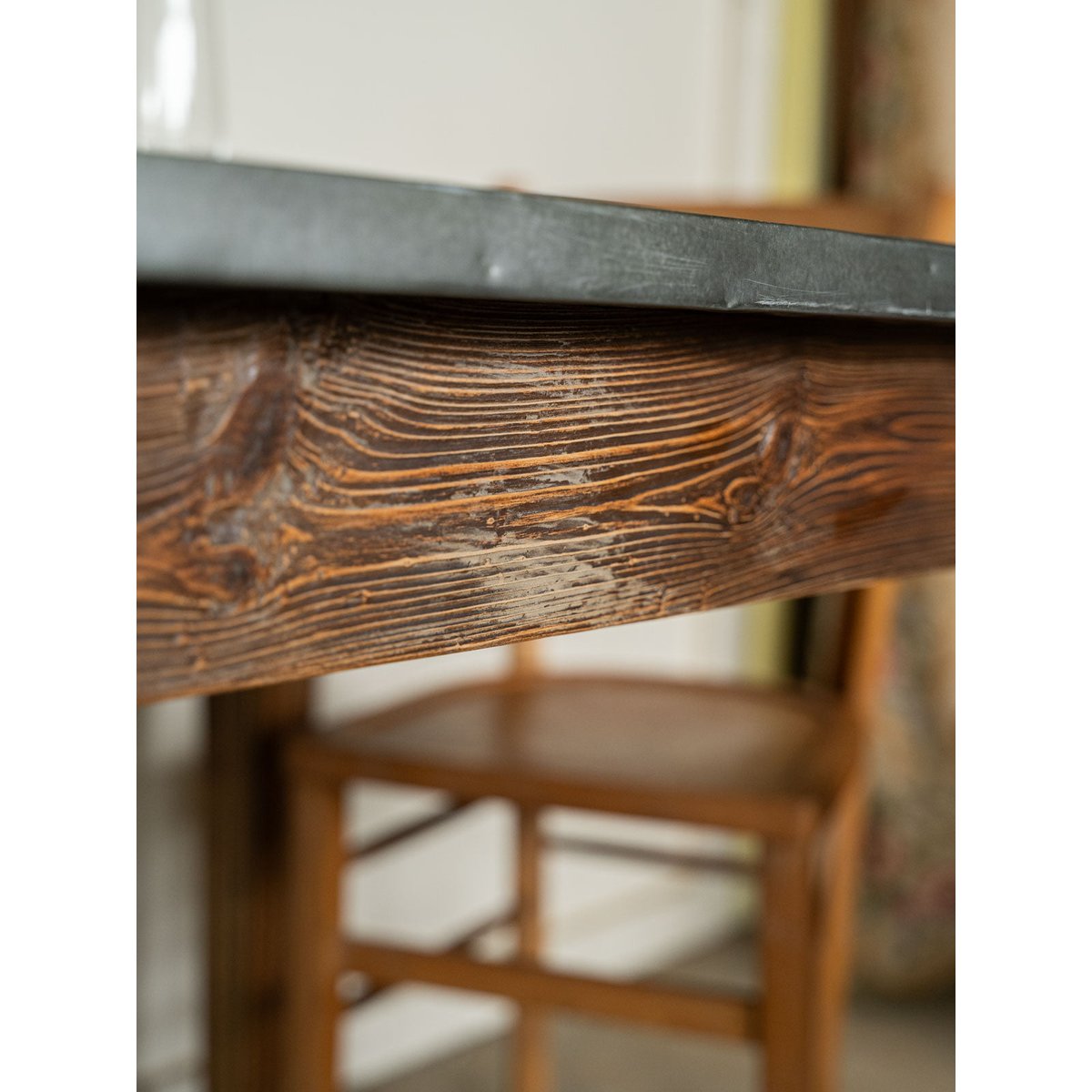 Grande table à manger de campagne Romy N°1556 - Bon état bois foncé, DEBONGOUT