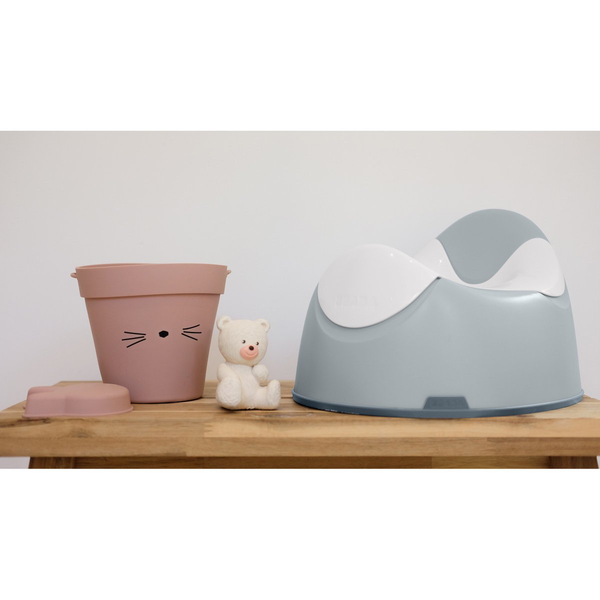 Pot bébé ergonomique gris, blanc, BEABA