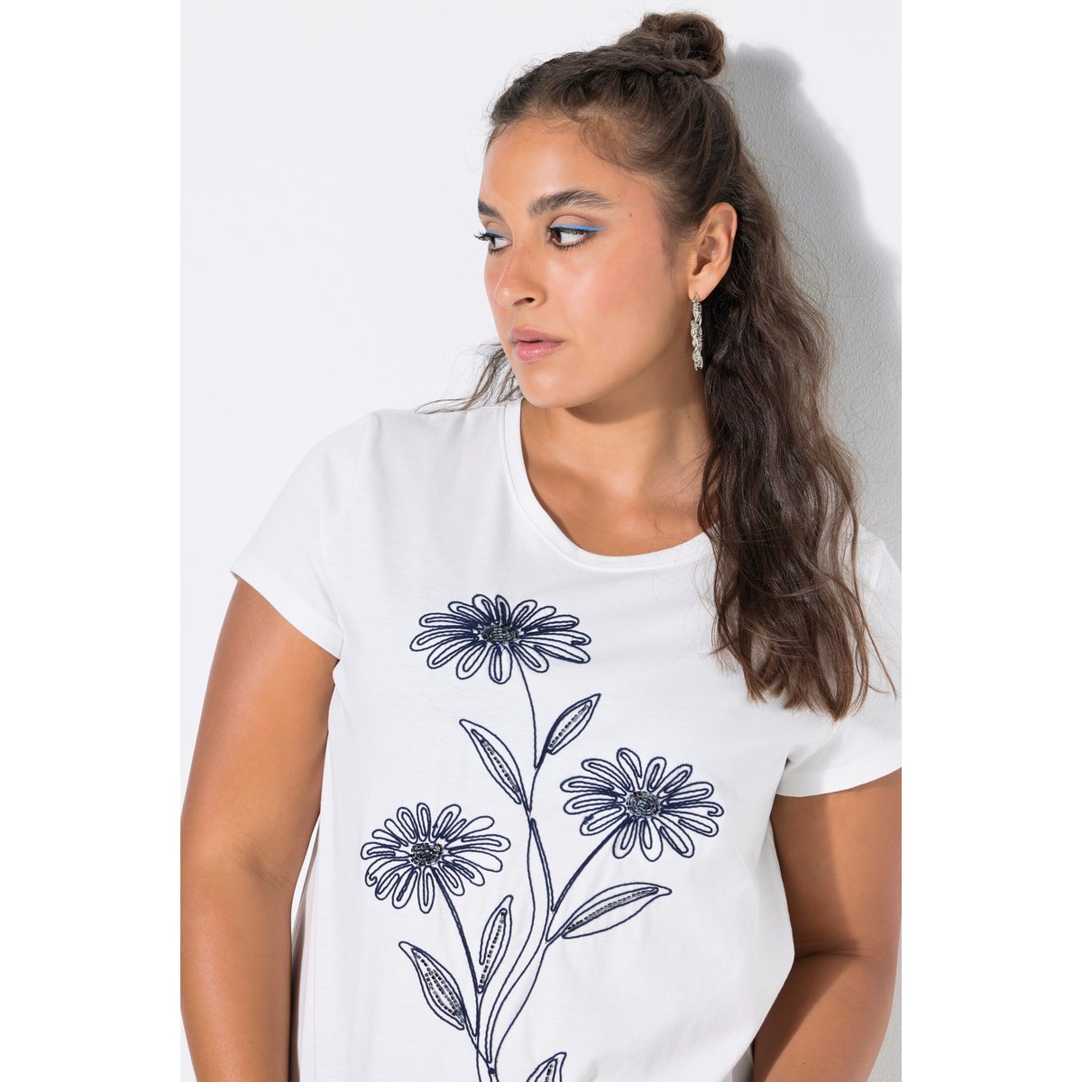 T-shirt, coupe classique blanc cassé, STUDIO UNTOLD