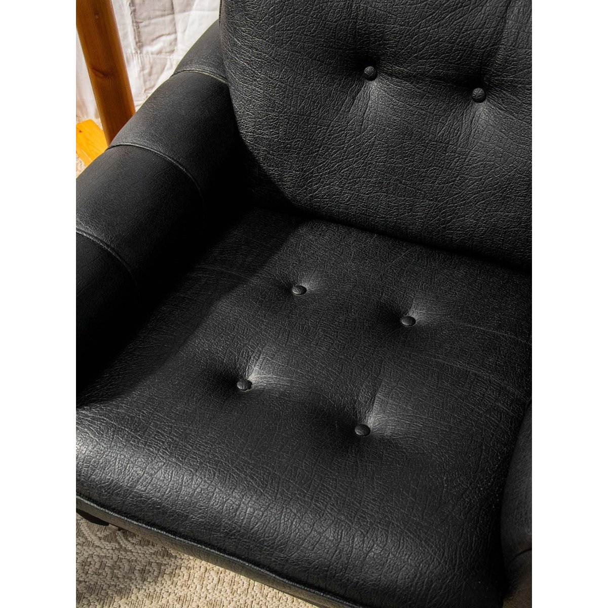 Paire de fauteuils noirs Jakob N°641 - Bon état noir, DEBONGOUT