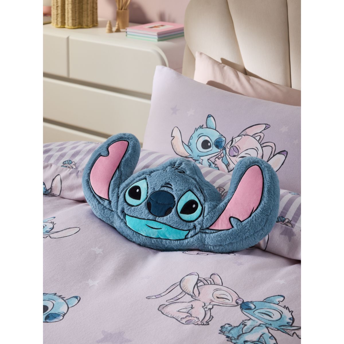 Coussin pelucheux point de couture, NEXT