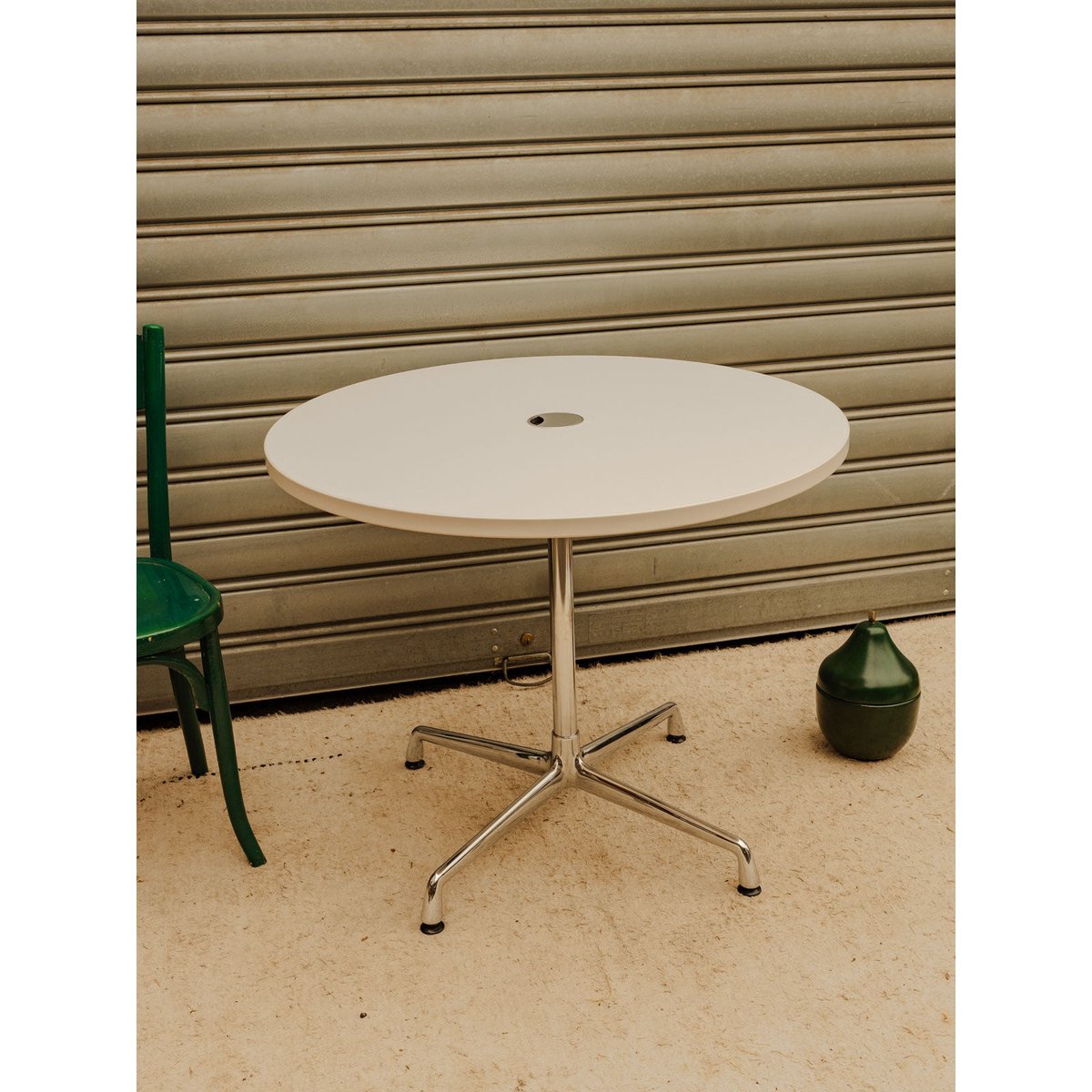 Table à manger chromée et en bois blanc Karla N°1309 - Bon état blanc, DEBONGOUT