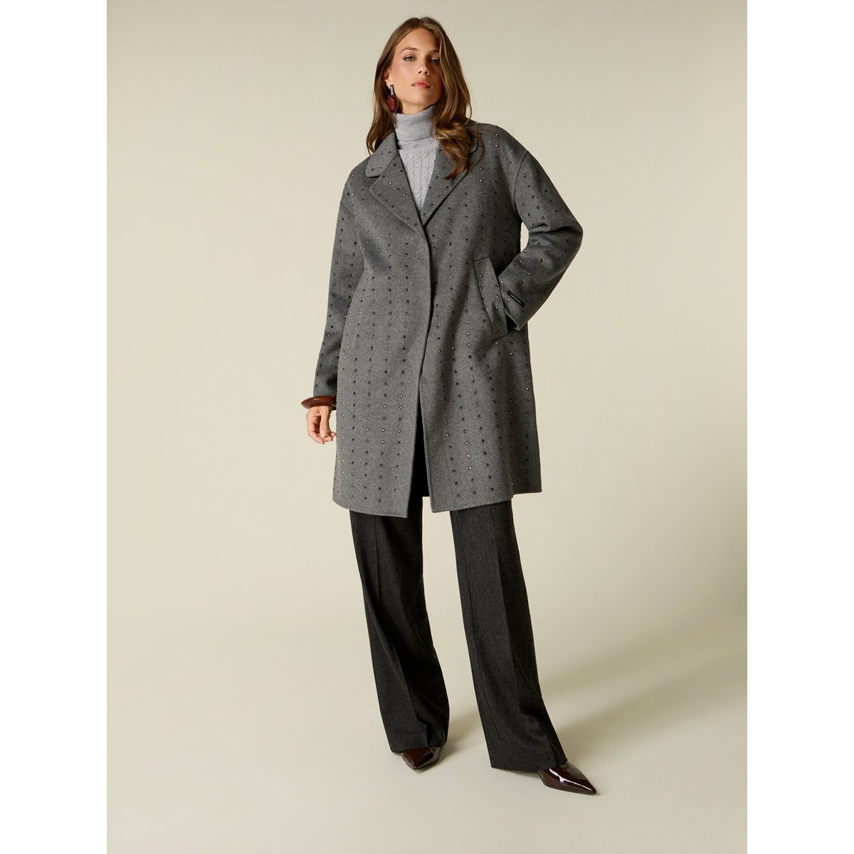 Manteau avec cristaux gris, OLTRE