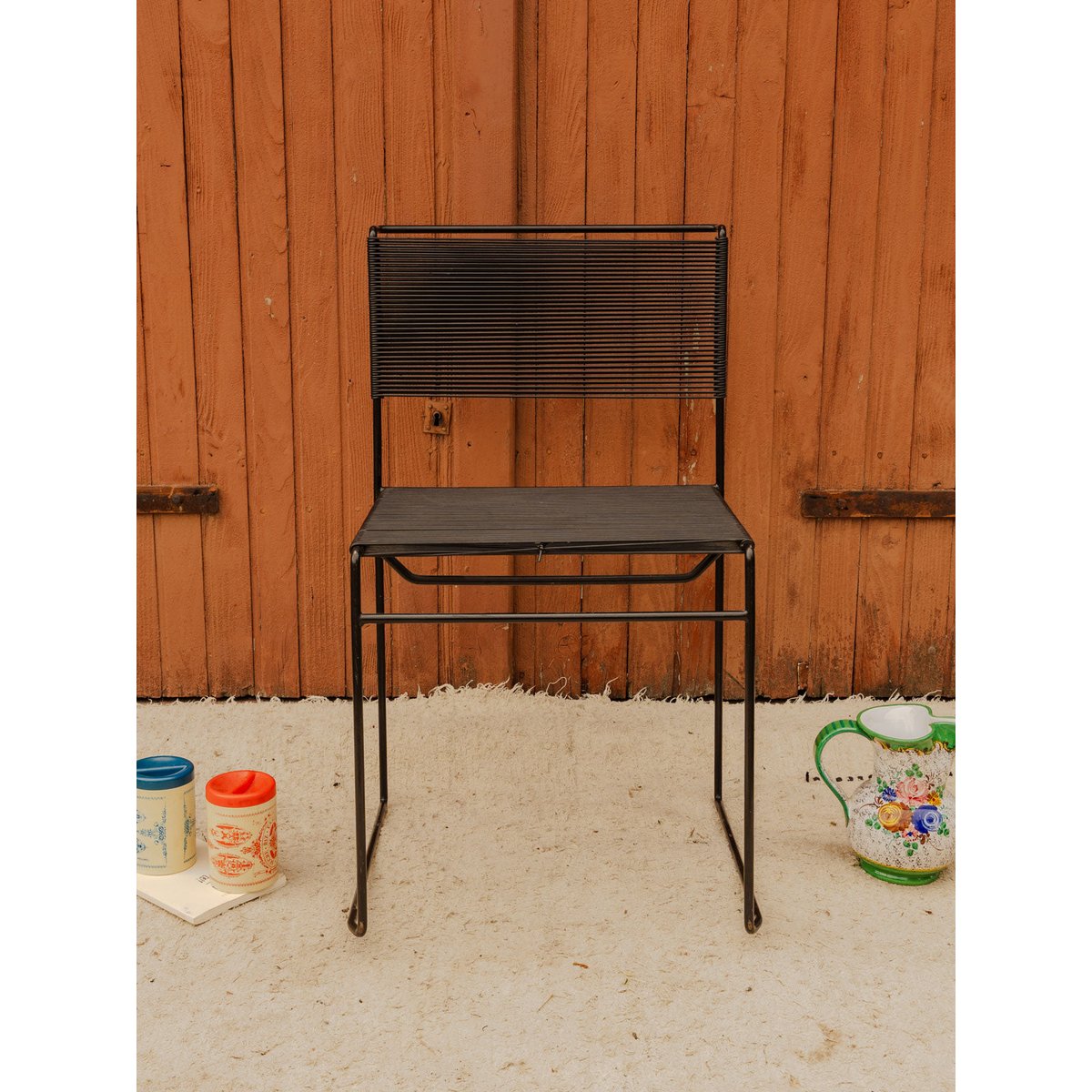 Chaise en métal et scoubidou noir Alma N°2075 - Bon état noir, DEBONGOUT