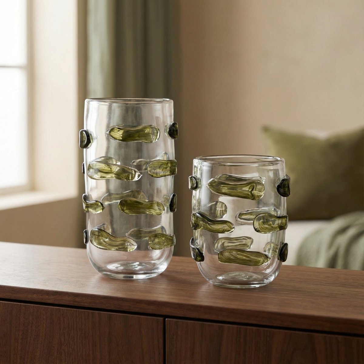 Vase décoratif en verre soufflé H28 VERTONE vert, SIA DECO