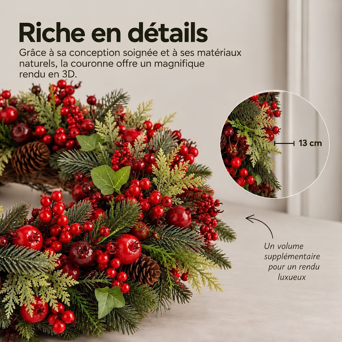 Couronne de Noël avec pommes de pin Ø50 cm NORAH rouge, MICA DECORATIONS