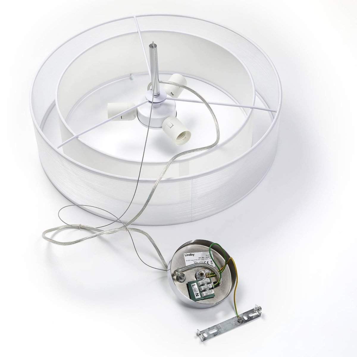 Suspension métal moderne LED Pikka,Suspension textile moderne LED Pikka blanc, chrome, LINDBY