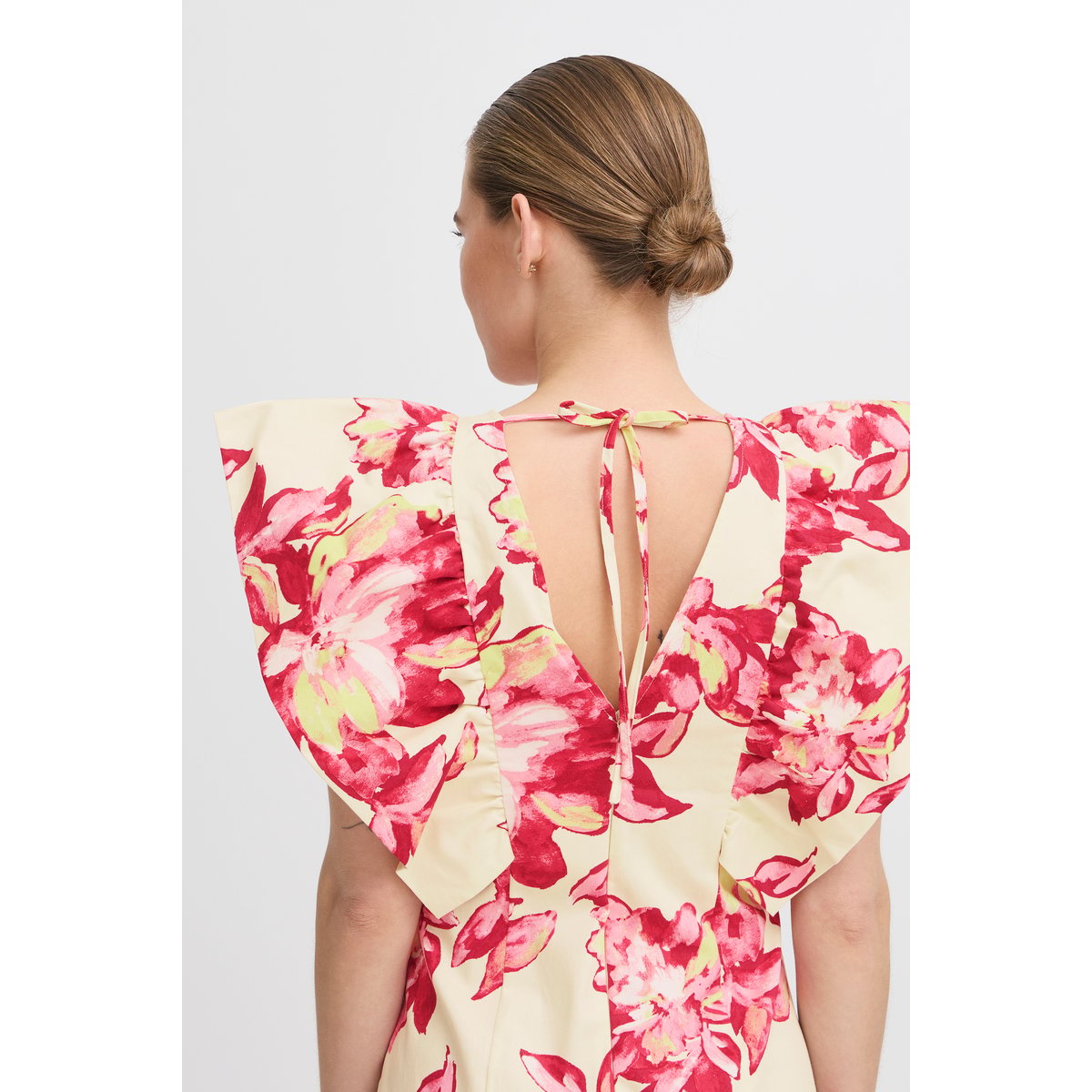 Robe rose bright rose flower, ICHI