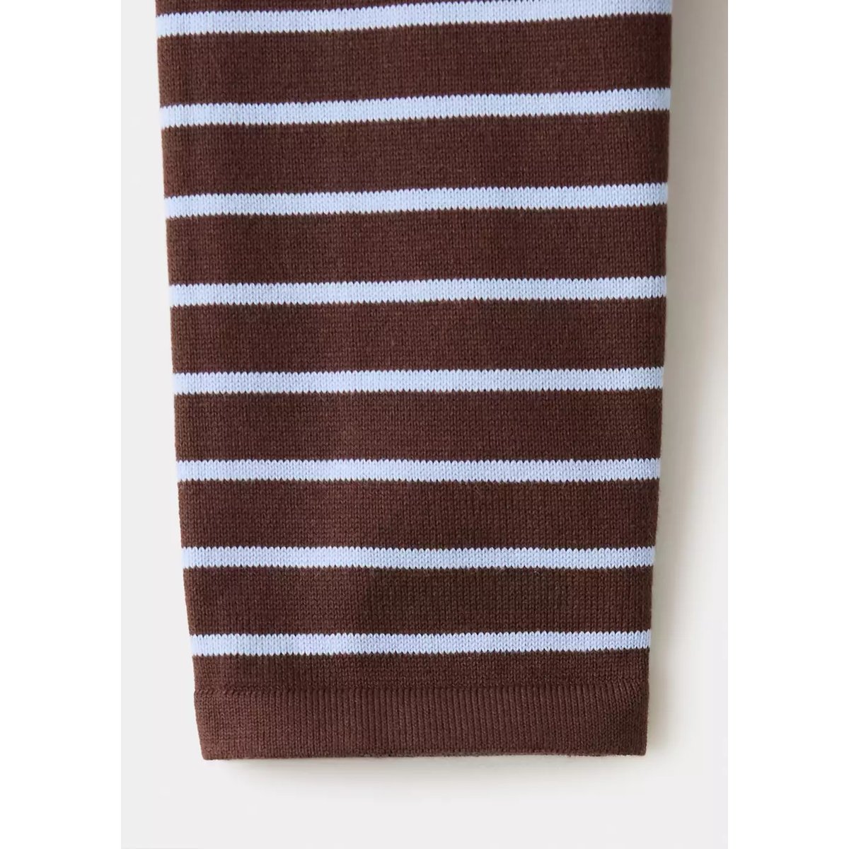 Pull-over en maille à rayures chocolat, MANGO