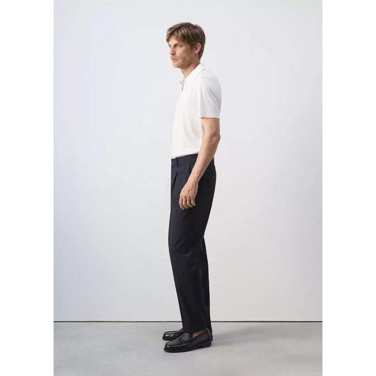 Pantalon slim fit en coton et lyocell seersucker bleu marine, MANGO MAN