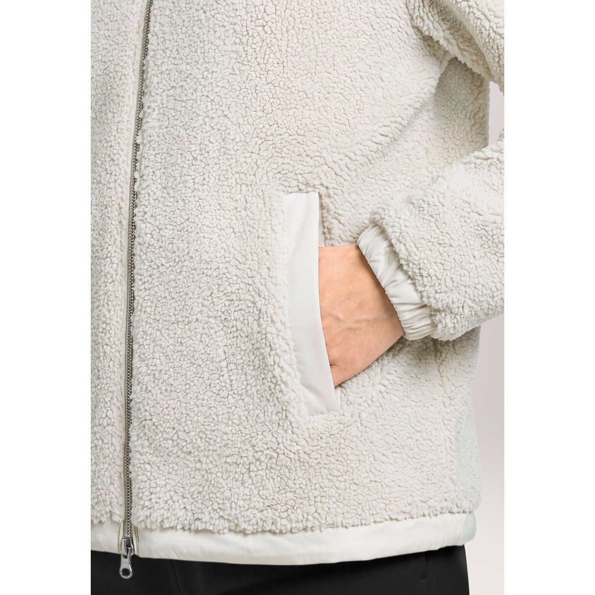 Veste en peluche à capuche blanc, BETTY BARCLAY