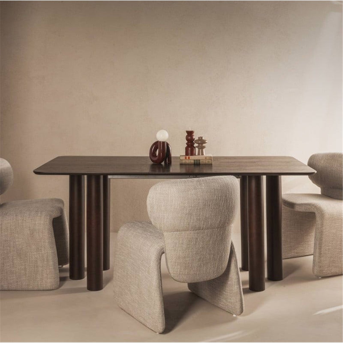 Table extensible arrondie en bois de hêtre noyer, RECOLLECTION