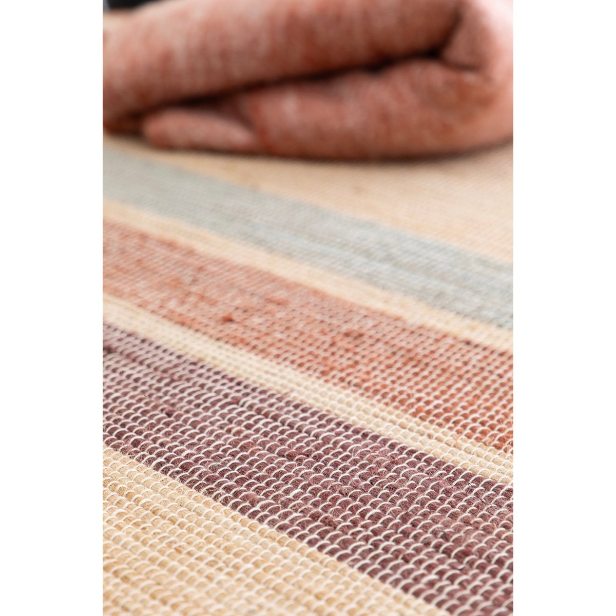 Tapis design en jute tissé main GARRIGUE palette colorée, AFK LIVING
