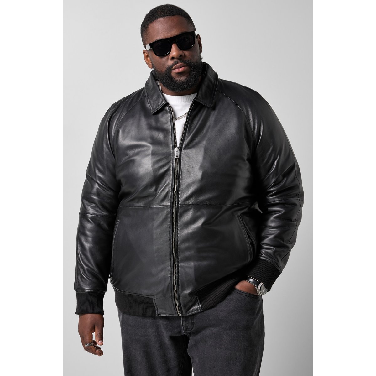 Blouson en cuir d'agneau nappa noir, STHUGE