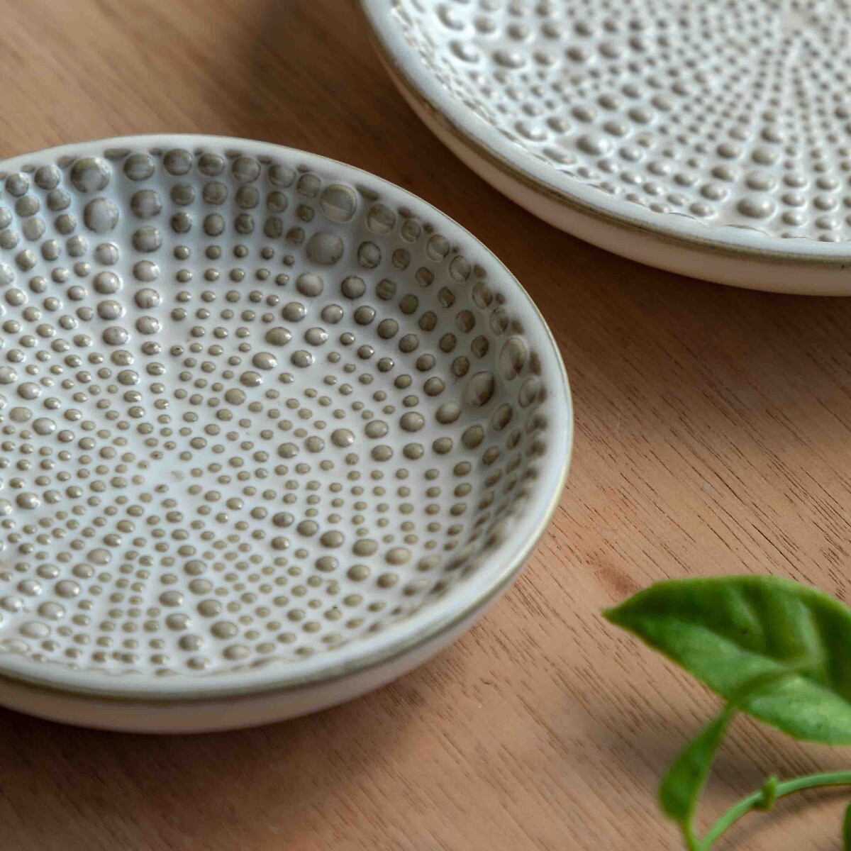 Set of 2 Beaded Trinket Dishes white, ÉDITÉ
