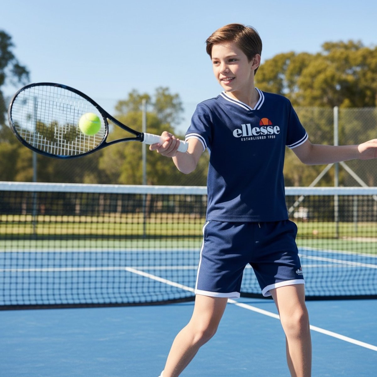Ensemble t-shirt manches courtes et short TENNIS bleu marine, ELLESSE