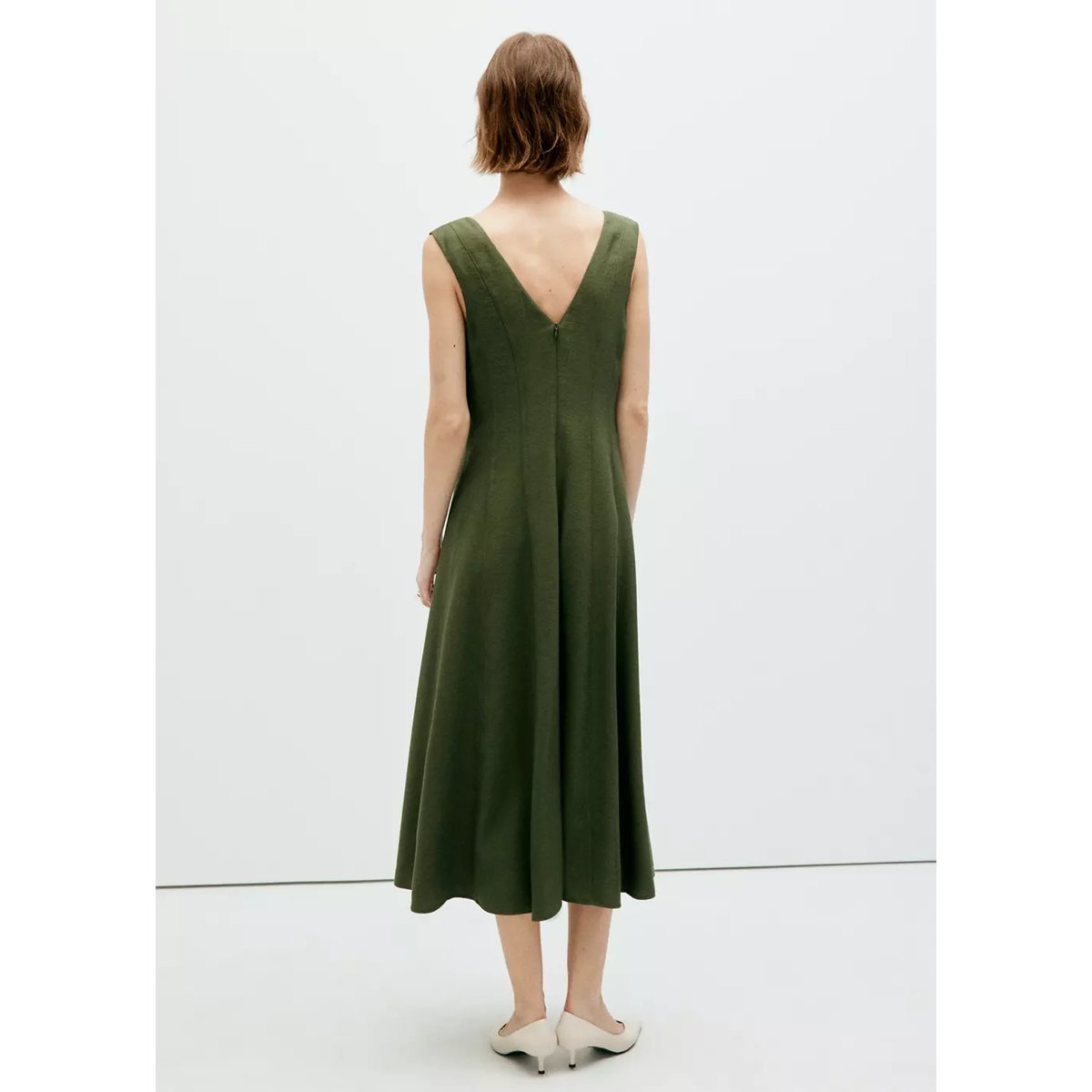 Robe col V avec coutures kaki, MANGO