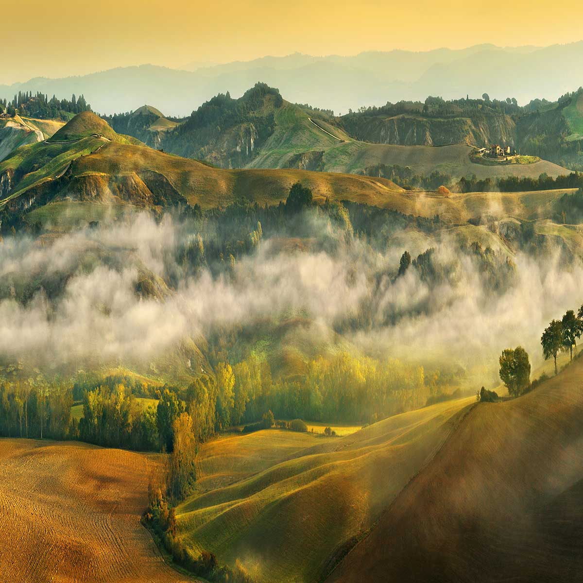 Affiche Paysage de Toscane affiche + cadre en bois - noir, HEXOA